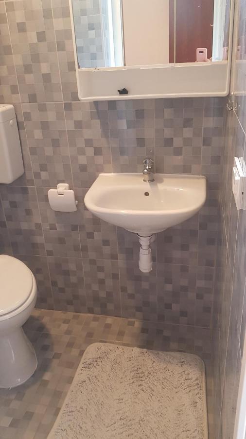 Apartment Simpatico Vir Kültér fotó